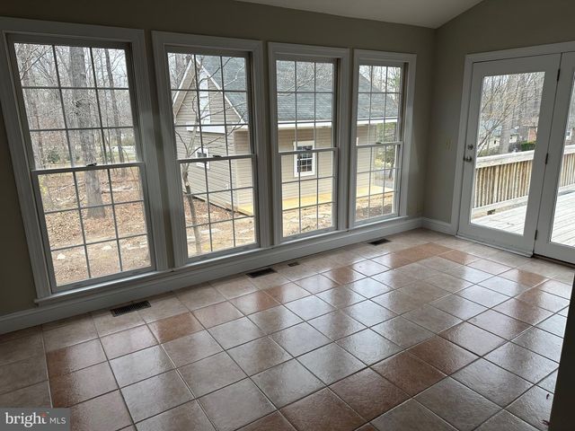 203 NOTTINGHAM RD, Louisa, VA 23093