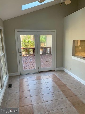 203 NOTTINGHAM RD, Louisa, VA 23093