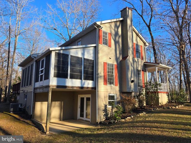 203 NOTTINGHAM RD, Louisa, VA 23093