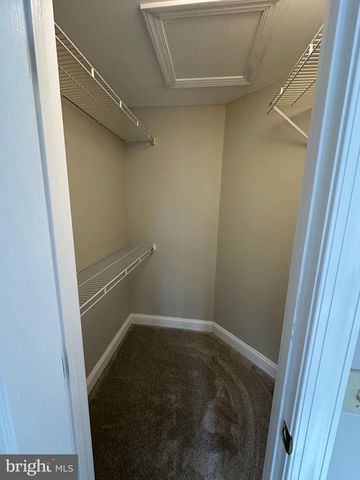 203 NOTTINGHAM RD, Louisa, VA 23093