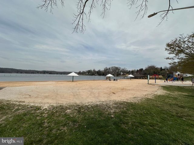 203 NOTTINGHAM RD, Louisa, VA 23093