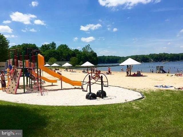 203 NOTTINGHAM RD, Louisa, VA 23093