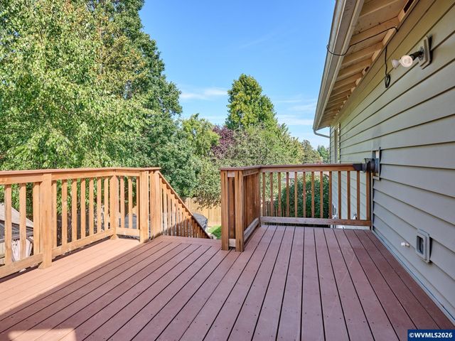 2257 Hemlock Ct NW, Salem, OR 97304
