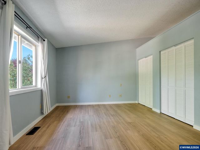 2257 Hemlock Ct NW, Salem, OR 97304