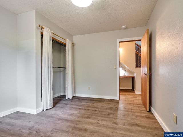 2257 Hemlock Ct NW, Salem, OR 97304