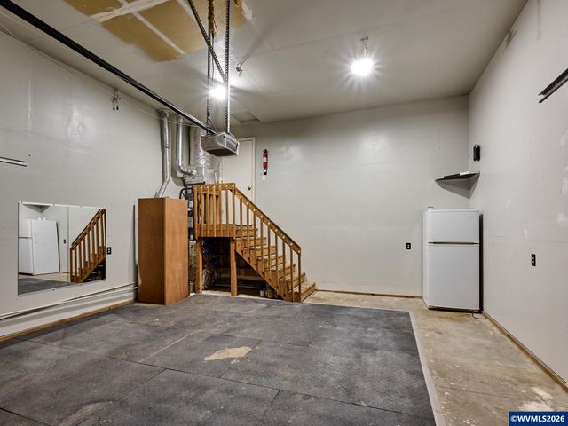 2257 Hemlock Ct NW, Salem, OR 97304