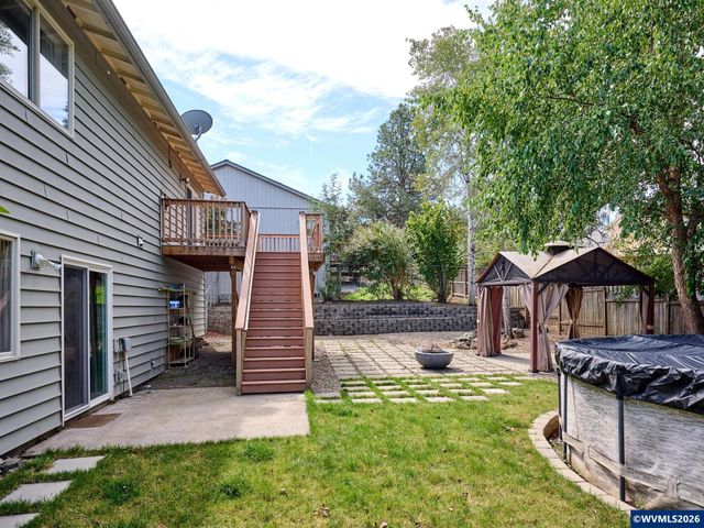 2257 Hemlock Ct NW, Salem, OR 97304