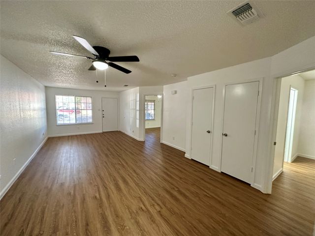 627 Mcqueary Street, Arlington, TX 76012