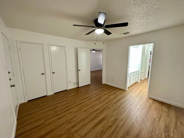 627 Mcqueary Street, Arlington, TX 76012