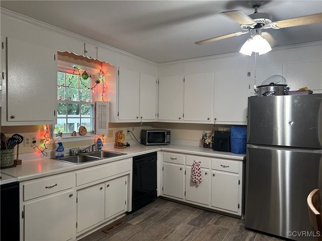 11417 Yorkdale Dr, Prince George, VA 23860