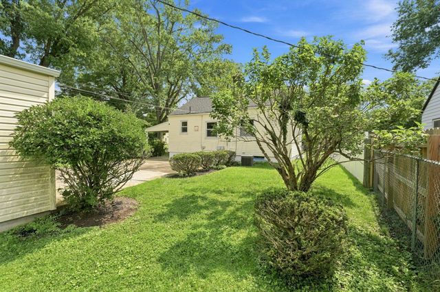 374 Rosslyn Avenue, Columbus, OH 43214