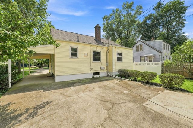 374 Rosslyn Avenue, Columbus, OH 43214