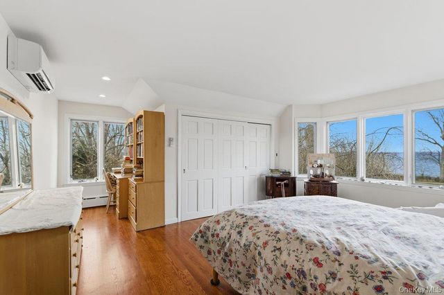 5 Cedar Lane, Glen Cove, NY 11542