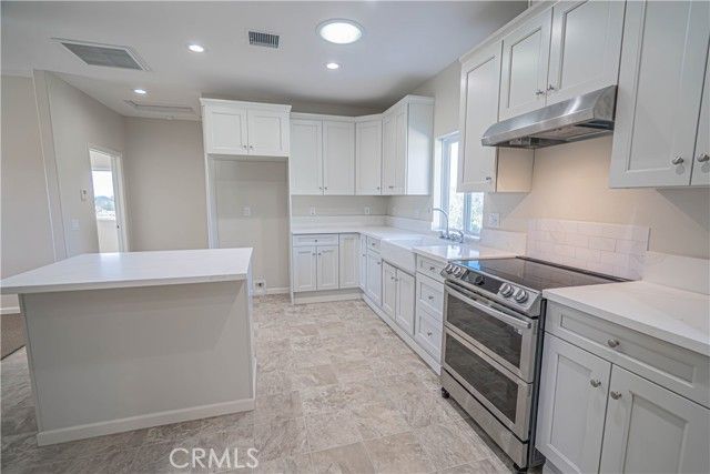 10540 Darling Road, Agua Dulce, CA 91390