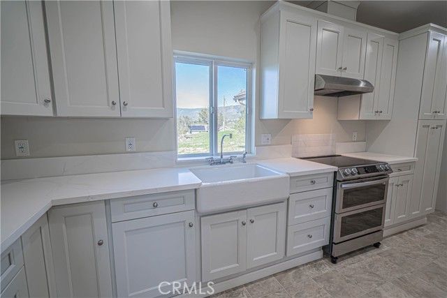 10540 Darling Road, Agua Dulce, CA 91390