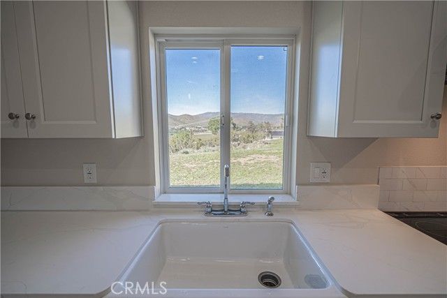 10540 Darling Road, Agua Dulce, CA 91390