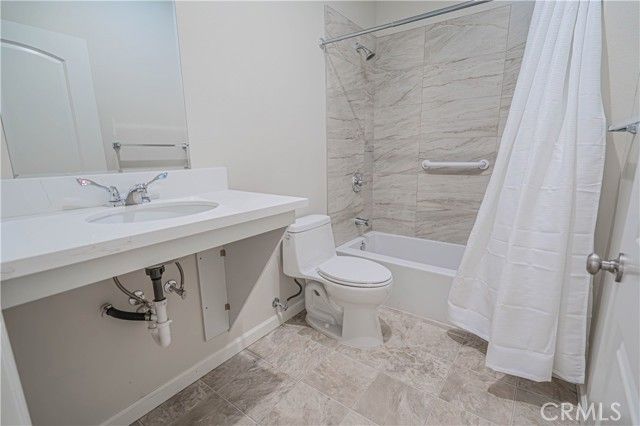 10540 Darling Road, Agua Dulce, CA 91390