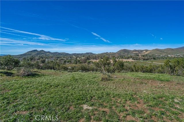 10540 Darling Road, Agua Dulce, CA 91390