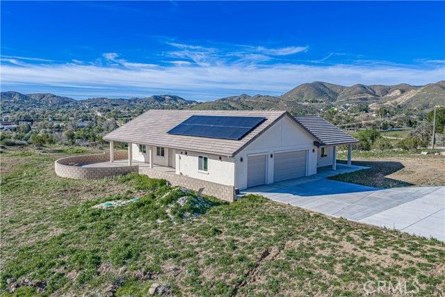 10540 Darling Road, Agua Dulce, CA 91390