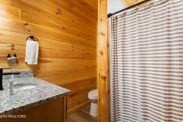 2138 Rising Fawn Way, Sevierville, TN 37876