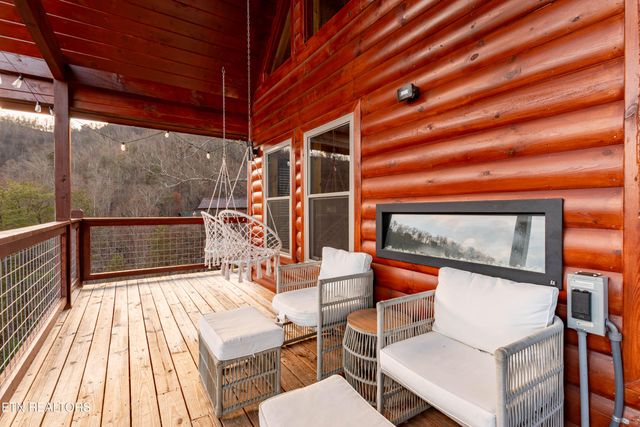 2138 Rising Fawn Way, Sevierville, TN 37876