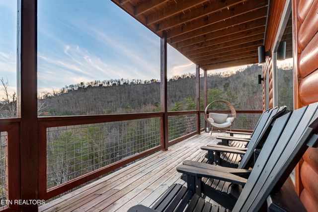 2138 Rising Fawn Way, Sevierville, TN 37876