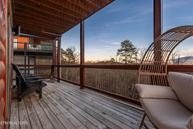 2138 Rising Fawn Way, Sevierville, TN 37876