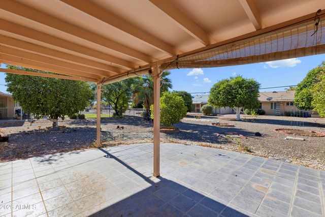 10229 W PINEHURST Drive, Sun City, AZ 85351