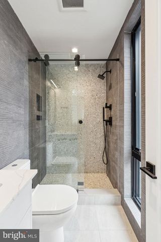 338 S HICKS ST, Philadelphia, PA 19102