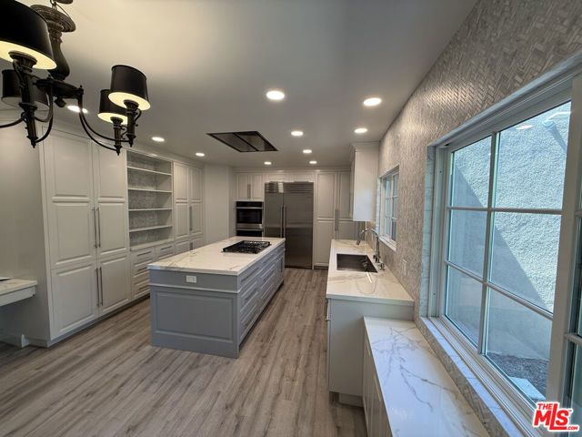 519 N Rexford Drive, Beverly Hills, CA 90210