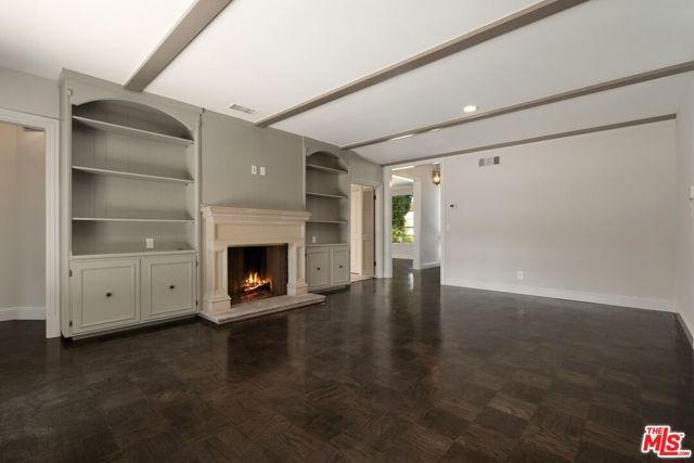 519 N Rexford Drive, Beverly Hills, CA 90210