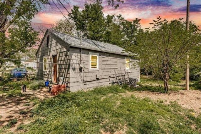 3128 S Davidson St, Wichita, KS 67210