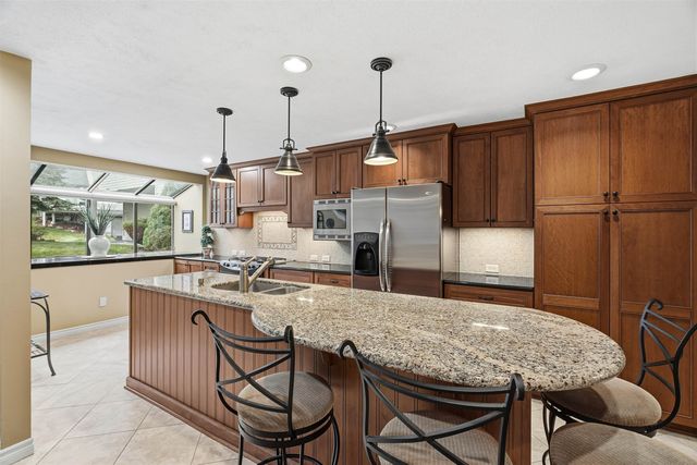 22813 E CLEARWATER Ln, Liberty Lake, WA 99019