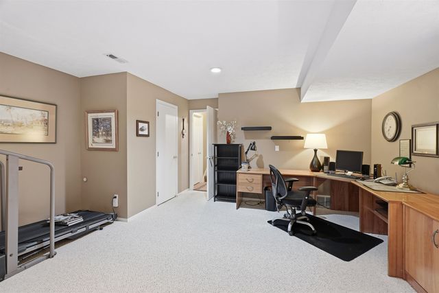 22813 E CLEARWATER Ln, Liberty Lake, WA 99019