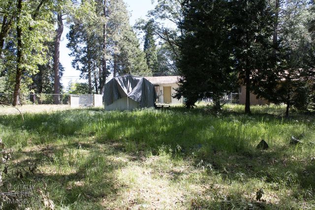 12123 Cement Hill Rd, Nevada City, CA 95959