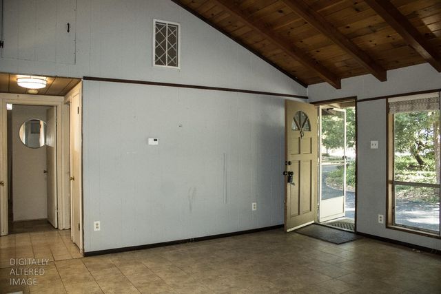 12123 Cement Hill Rd, Nevada City, CA 95959