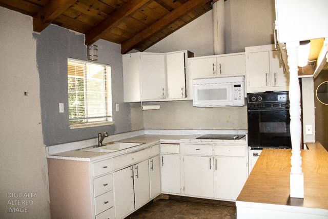 12123 Cement Hill Rd, Nevada City, CA 95959