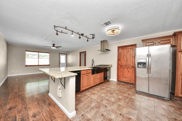 4210 Justin Lane, Deer Park, TX 77536