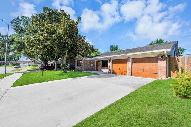 4210 Justin Lane, Deer Park, TX 77536