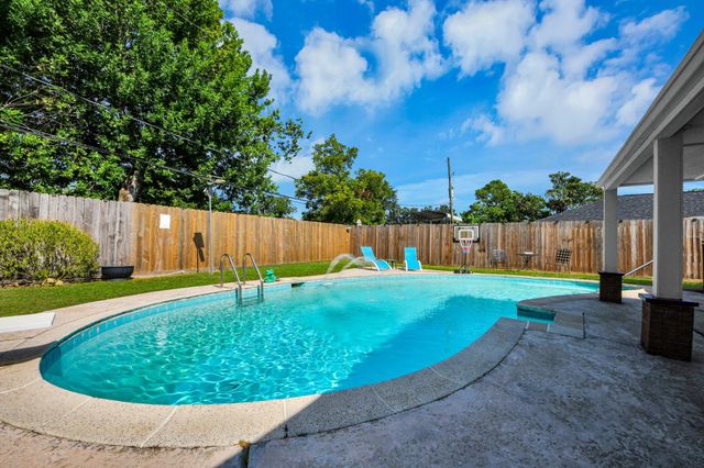 4210 Justin Lane, Deer Park, TX 77536