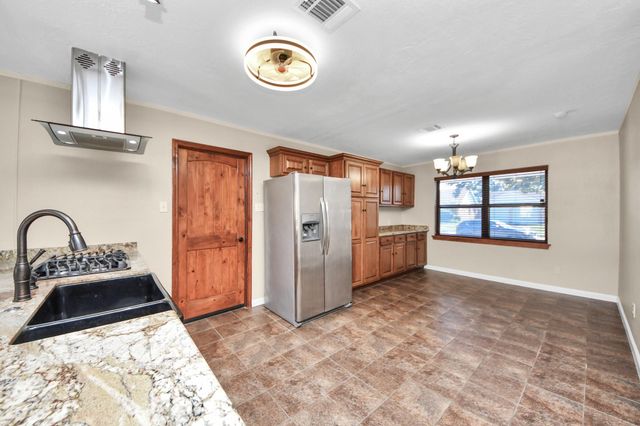 4210 Justin Lane, Deer Park, TX 77536