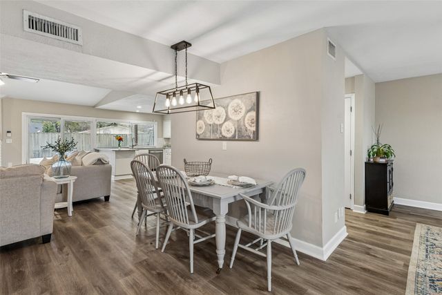 8533 Van Pelt Drive, Dallas, TX 75228