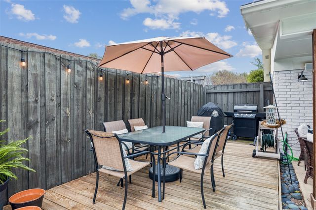 8533 Van Pelt Drive, Dallas, TX 75228