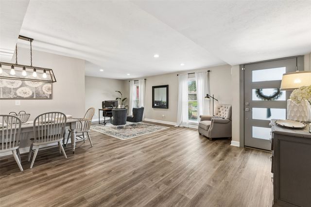 8533 Van Pelt Drive, Dallas, TX 75228