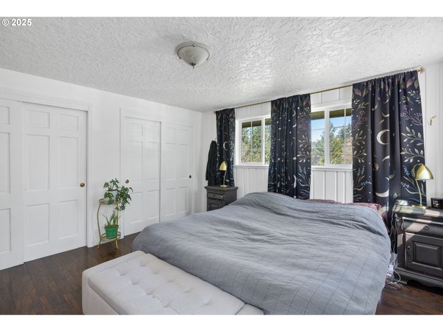 20705 Ne ALLWORTH Rd, Battle Ground, WA 98604