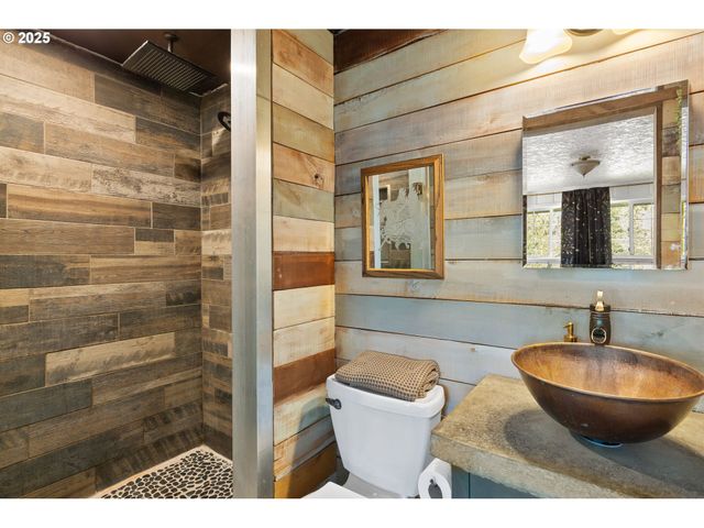 20705 Ne ALLWORTH Rd, Battle Ground, WA 98604