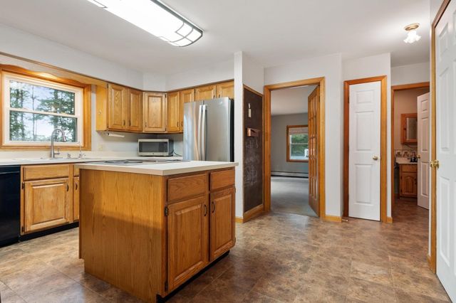 210 Brickyard Rd, Athol, MA 01331