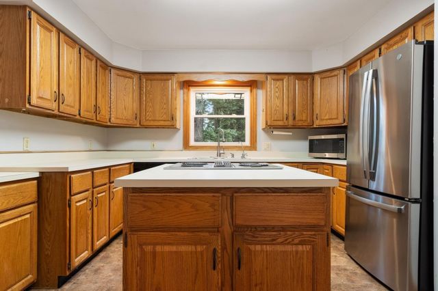 210 Brickyard Rd, Athol, MA 01331