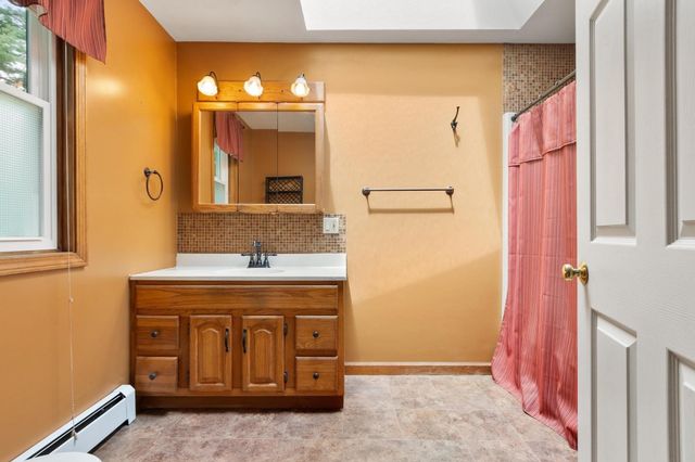 210 Brickyard Rd, Athol, MA 01331