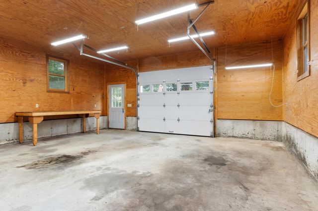 210 Brickyard Rd, Athol, MA 01331